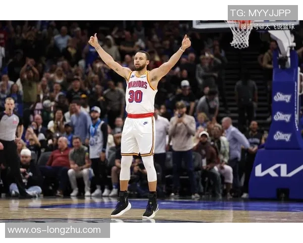 库里三分大赛决赛惊艳全场连中20球创造历史新纪录 库里三分大赛决赛惊艳全场连中20球创造历史新纪录